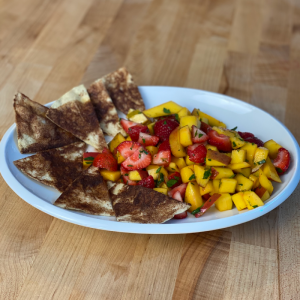 Sweet Mango Salsa with Cinnamon Sugar Tortilla Chips